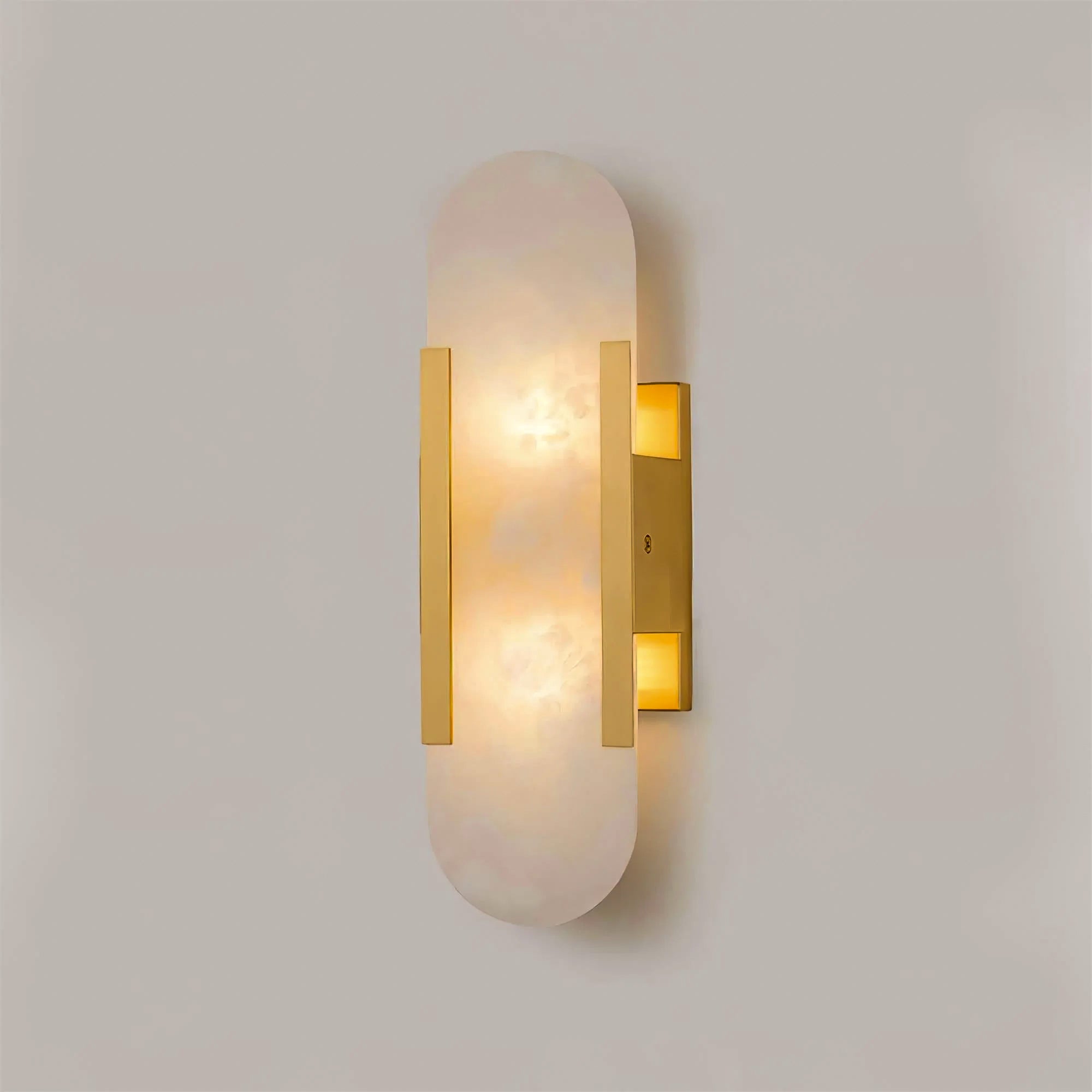 Melange Elongierte Alabaster Wandleuchte – Edle Lichtakzente Für Ihr Zuhause