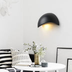 Halbrunde LED-Wandleuchte – Minimalistische Wandbeleuchtung
